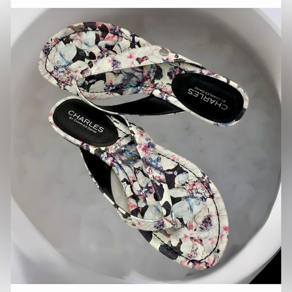 Charles By Charles David Multicolored Flip Flop T… - image 5